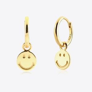 Smiley Face Drop Earrings New with Tags 18 Karate Gold